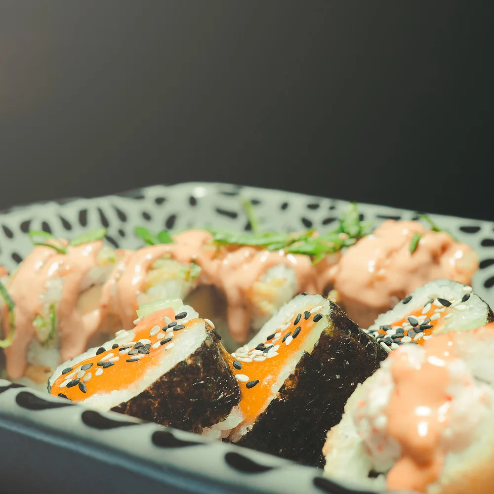Rollos de sushi de Ozumo